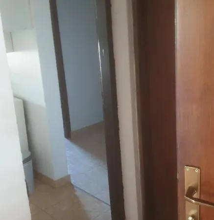 Luki Apartment Frata